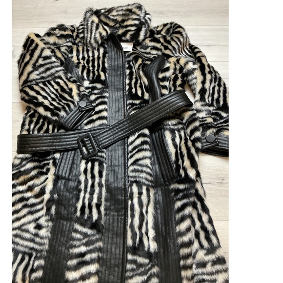Karen Millen Petite Faux Fur Paneled Stripe Belted Coat Multi 10P New With Tags - Picture 9 of 10